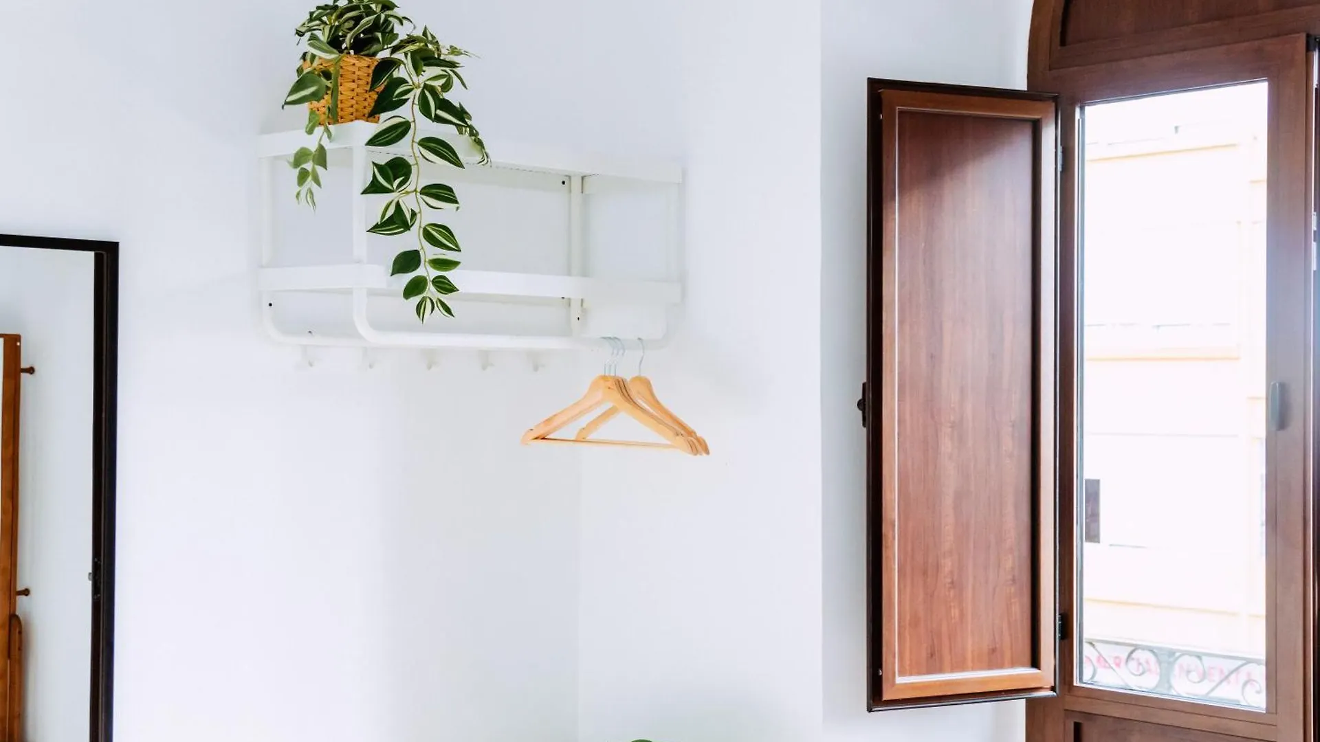 Triana Riverside Guesthouse Seville