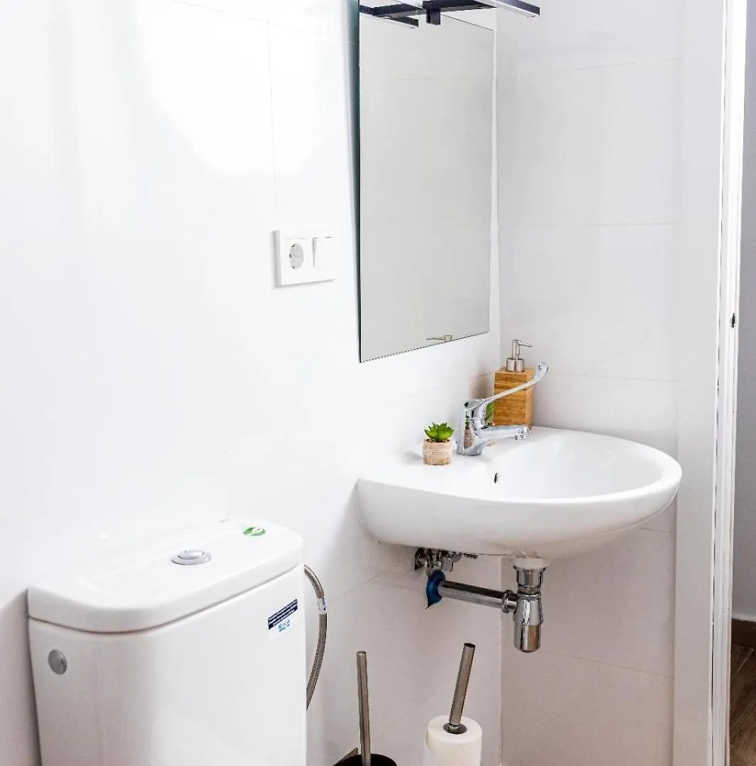 Triana Riverside Guesthouse Seville Holiday home