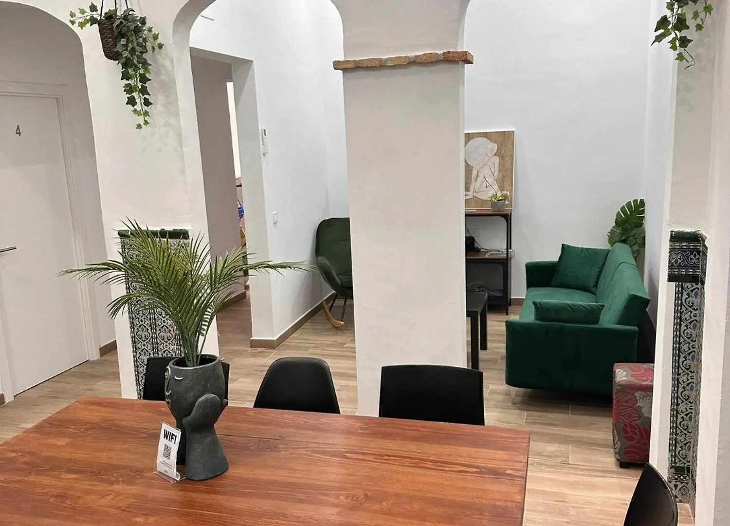 Holiday home Triana Riverside Guesthouse Seville