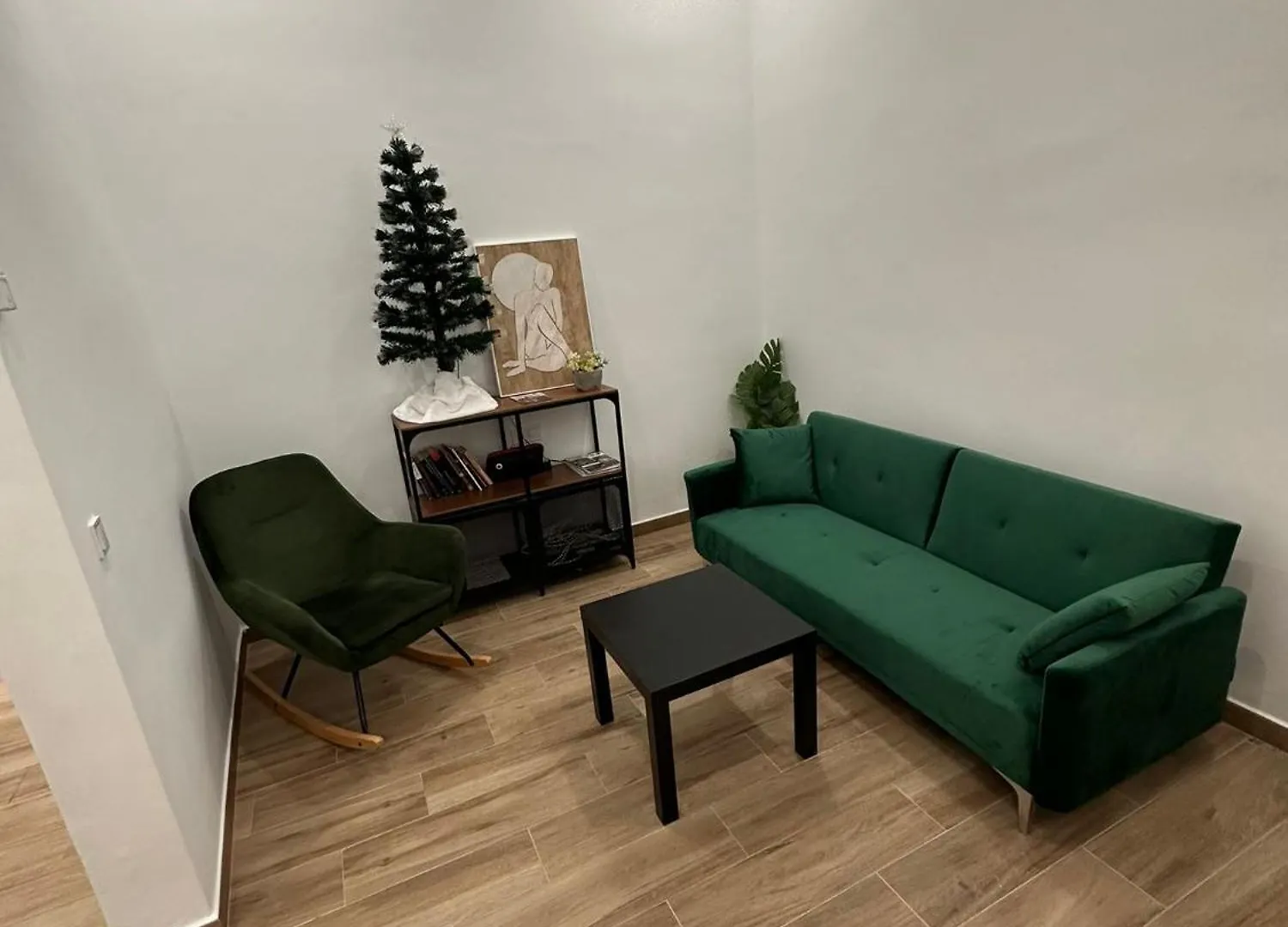Triana Riverside Guesthouse Seville Spain
