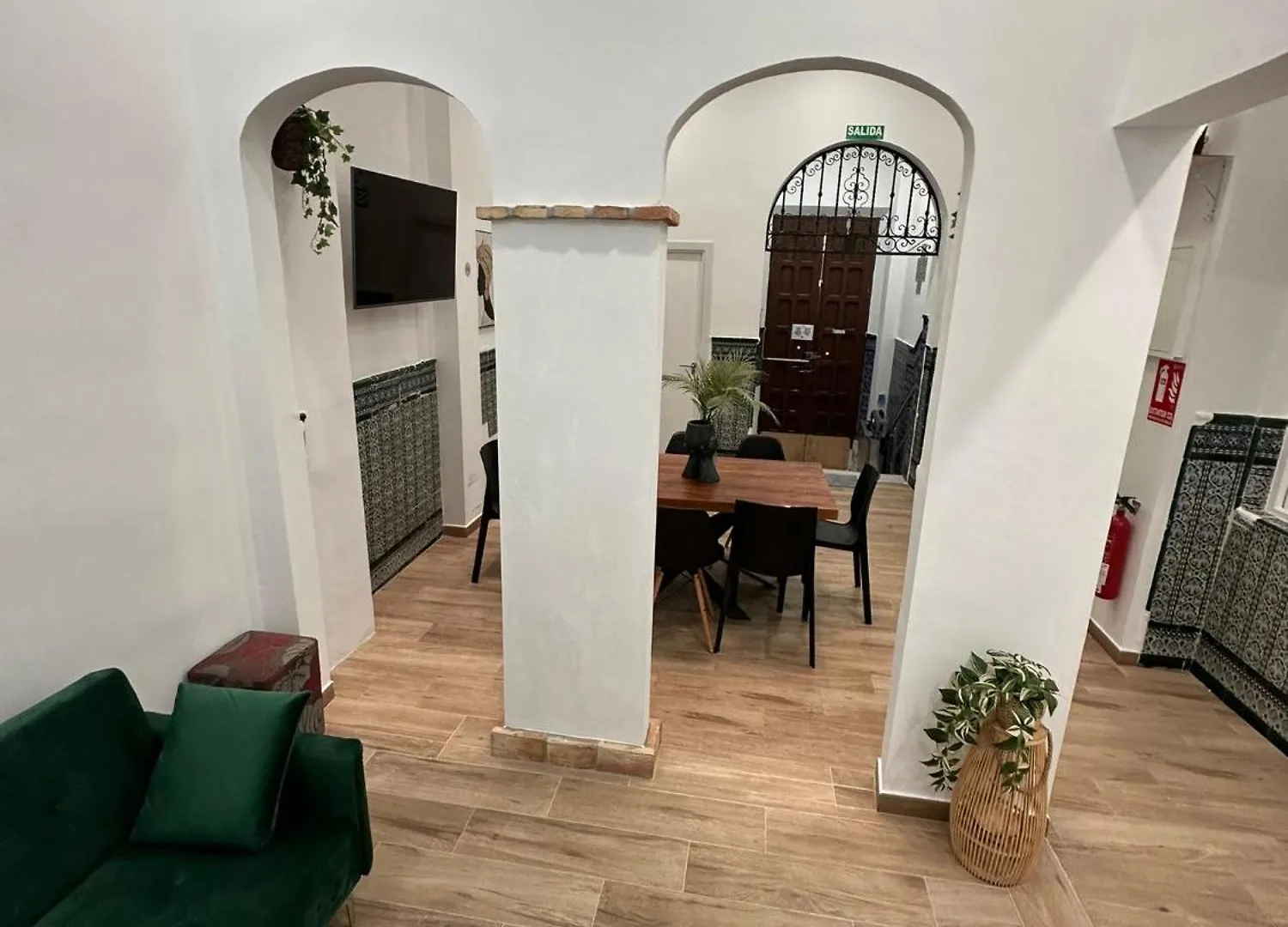 Triana Riverside Guesthouse Sevilla 0*,  Španělsko